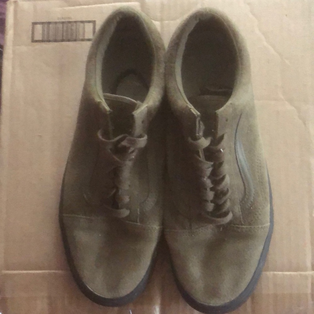 Suede Olive green Vans off the wall